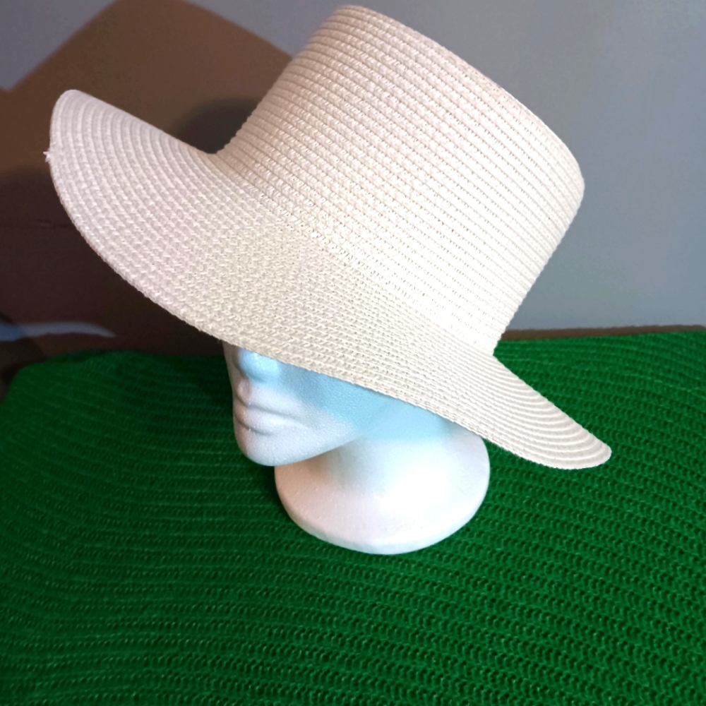 Elegant White Women's Sun Hat